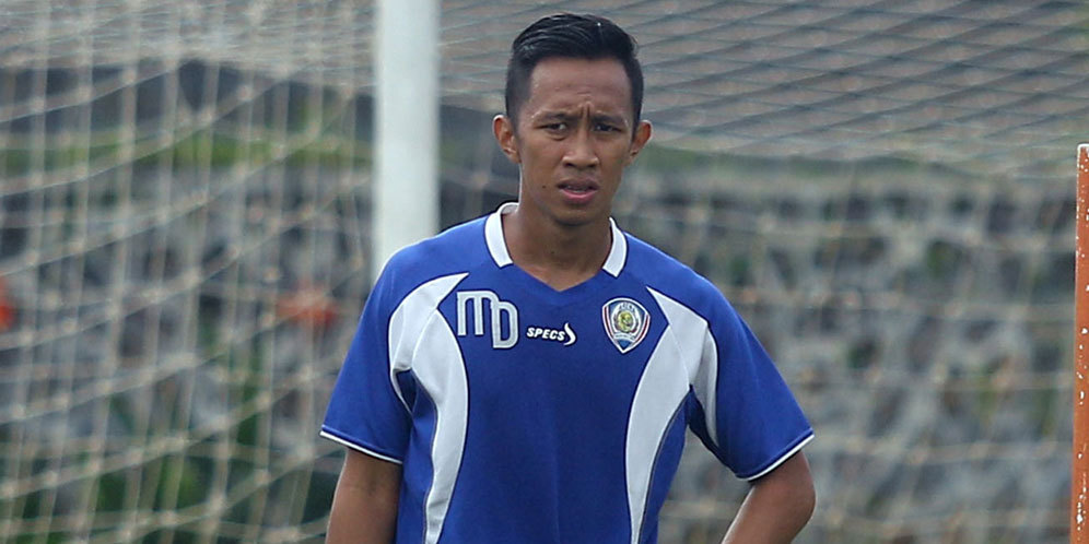 Antoni Putro Siap Bersaing di Arema Cronus