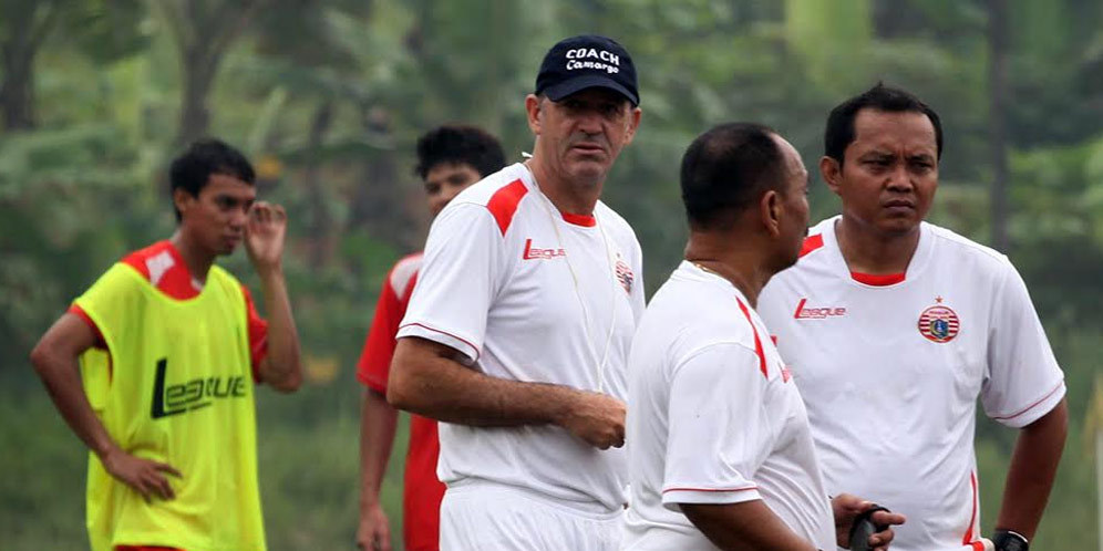 Lapangan Kurang Baik Warnai Debut Pelatih Anyar Persija