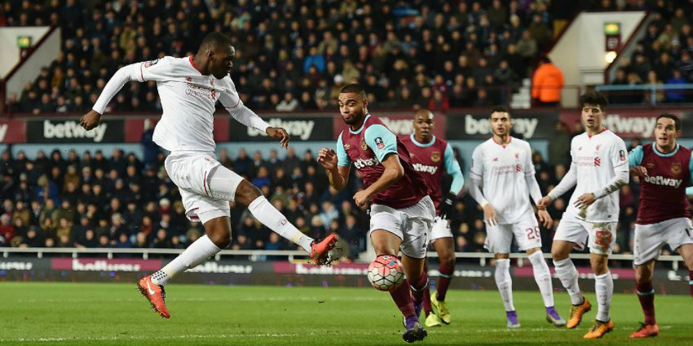 Lawan West Ham, Ilori Sebut Liverpool Layak Menang