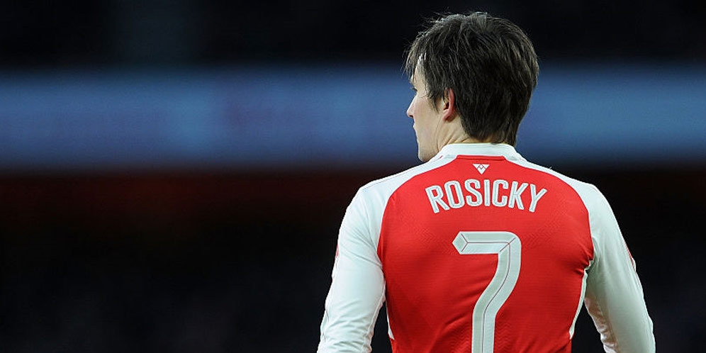 Cech: Arsenal Belum Lihat yang Terbaik dari Rosicky