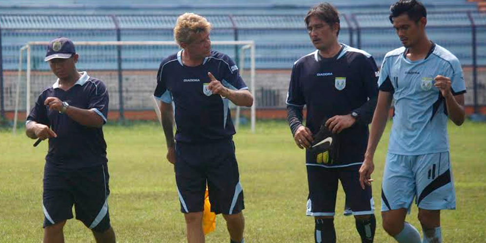 Hansson Sorot Fisik dan Ketajaman Persela