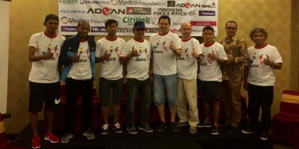 Puluhan Pemain Bola Nasional Gelar Charity Game di Manahan