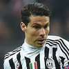 Allegri Larang Fans Juve Hina Hernanes