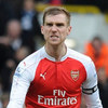 Mertesacker Kembali Merumput Dua Pekan Lagi