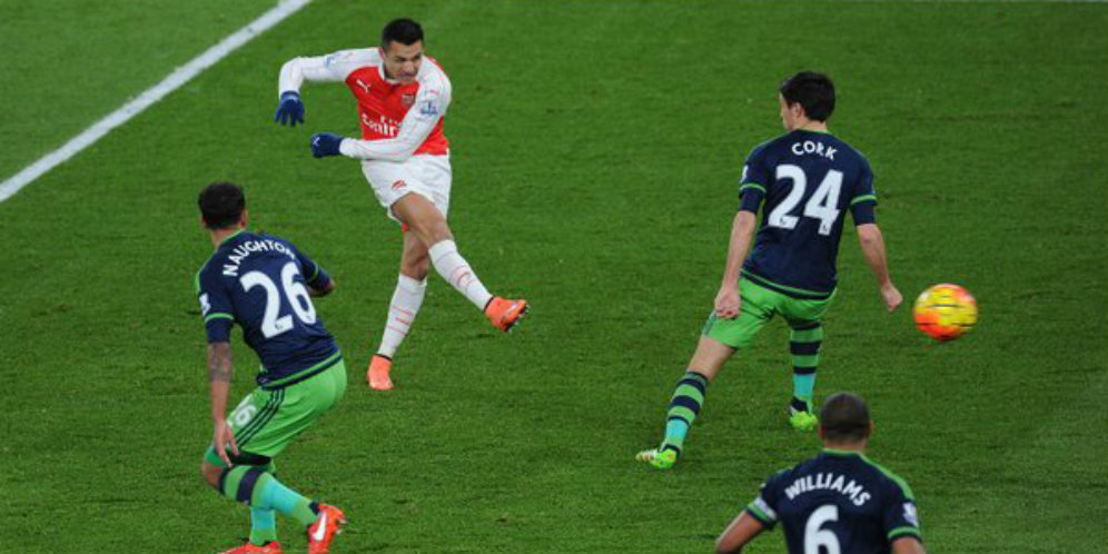 Hasil Pertandingan Arsenal vs Swansea City: Skor 1-2