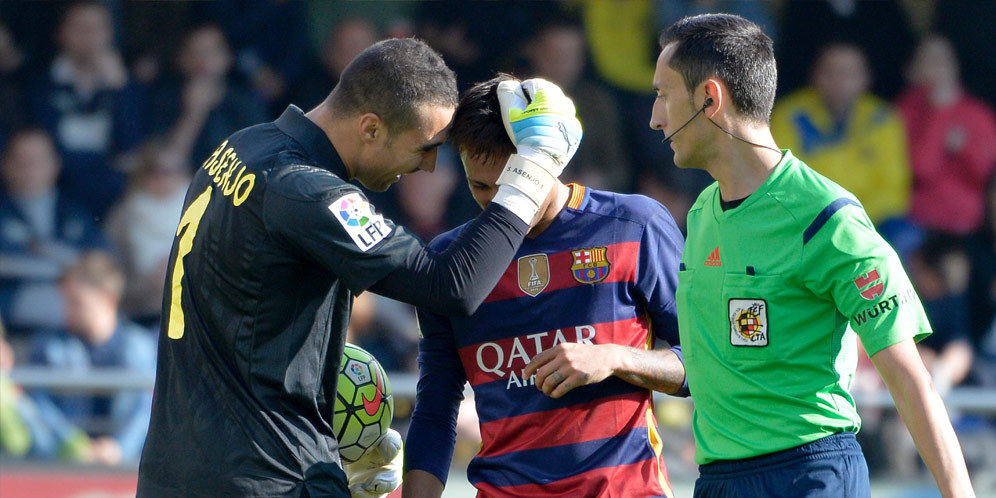 Dirampok Wasit Barca, Villarreal Marah