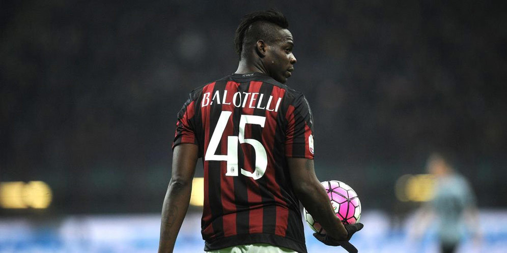 Balotelli Bakal Pindah ke Tim Catalan? 