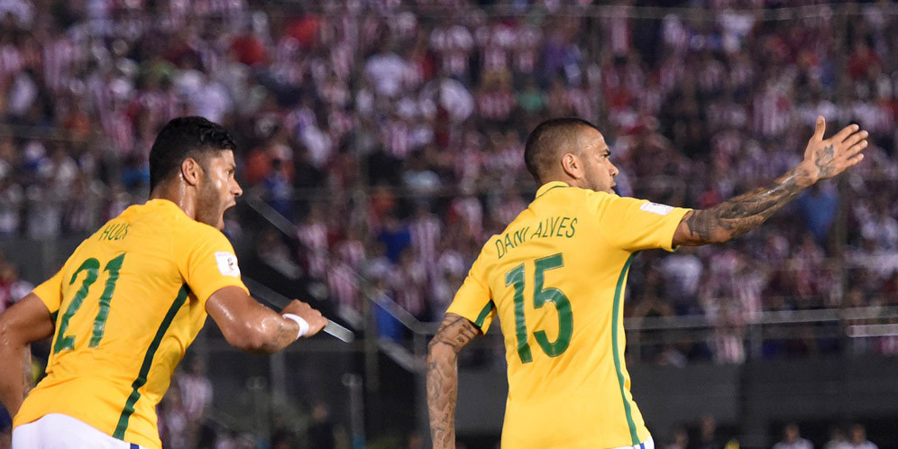 Dani Alves Selamatkan Muka Brasil