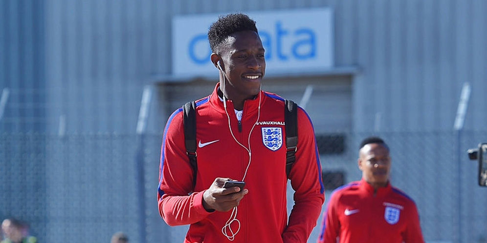 Enam Pekan Pembuktian Bagi Sturridge dan Welbeck