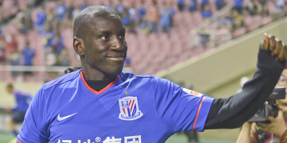 Horor! Inilah Hasil X-ray Patahan Kaki Demba Ba