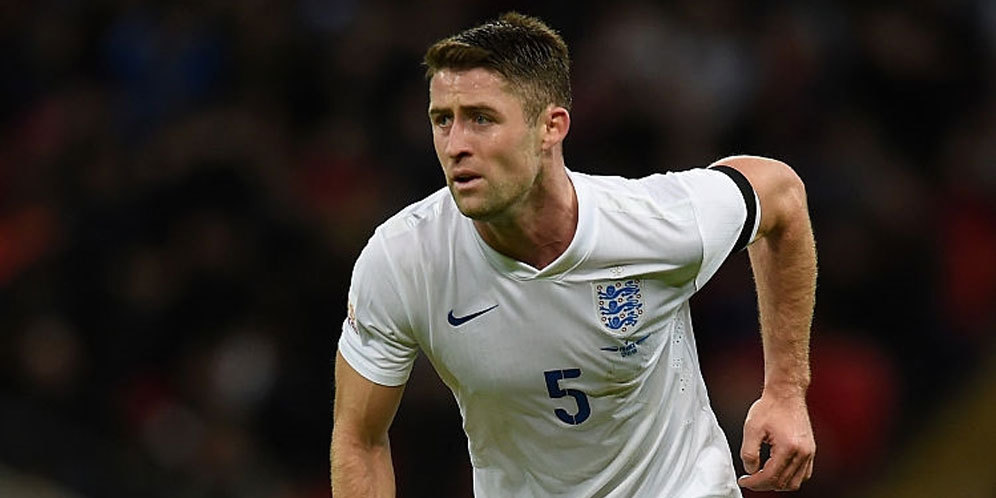 Cahill Kecam Lini Serang Inggris