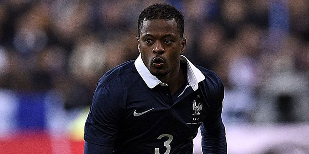 Belajar dari Inggris, Evra dan Prancis Hormati Islandia