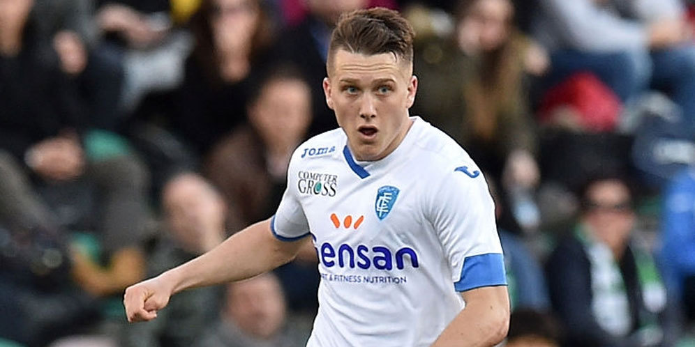 Napoli Kalahkan Liverpool Untuk Perburuan Piotr Zielinski