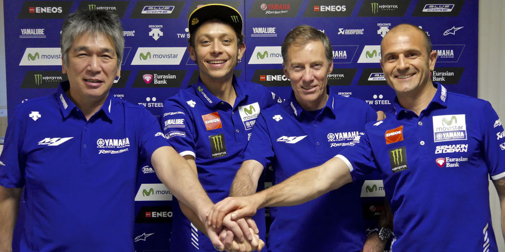 Valentino Rossi Resmi Bertahan di MotoGP Sampai 2018