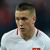 AC Milan Bergeliat Incar Piotr Zielinski