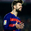 Pique Kesal Barca Disebut Menang Karena Wasit