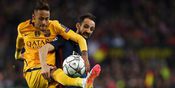 Dihajar Neymar, Gigi Juanfran Patah Satu Dihajar Neymar, Gigi Juanfran Patah Satu