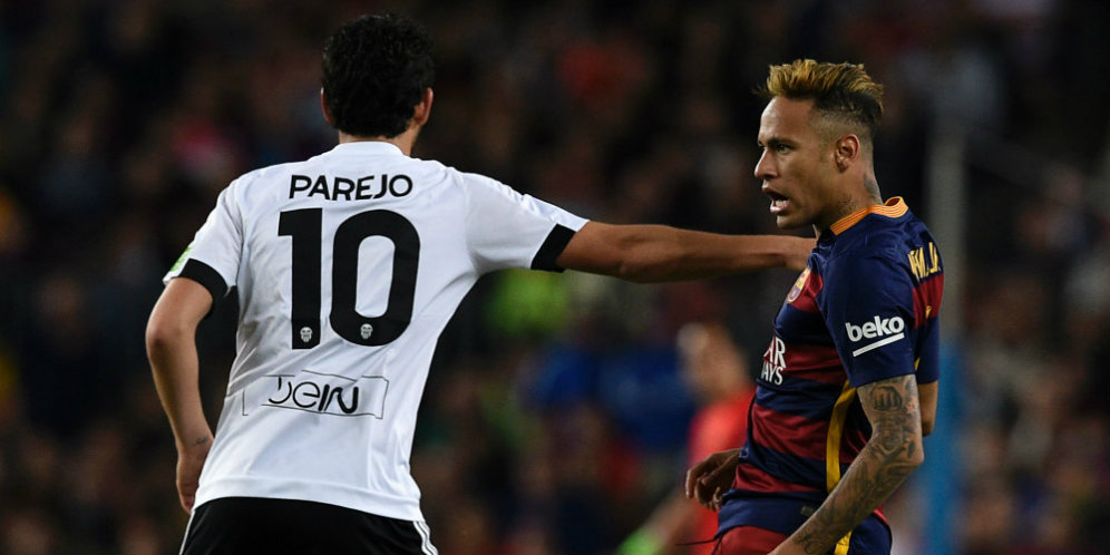 Frustasi, Neymar Tampar Pemain Valencia