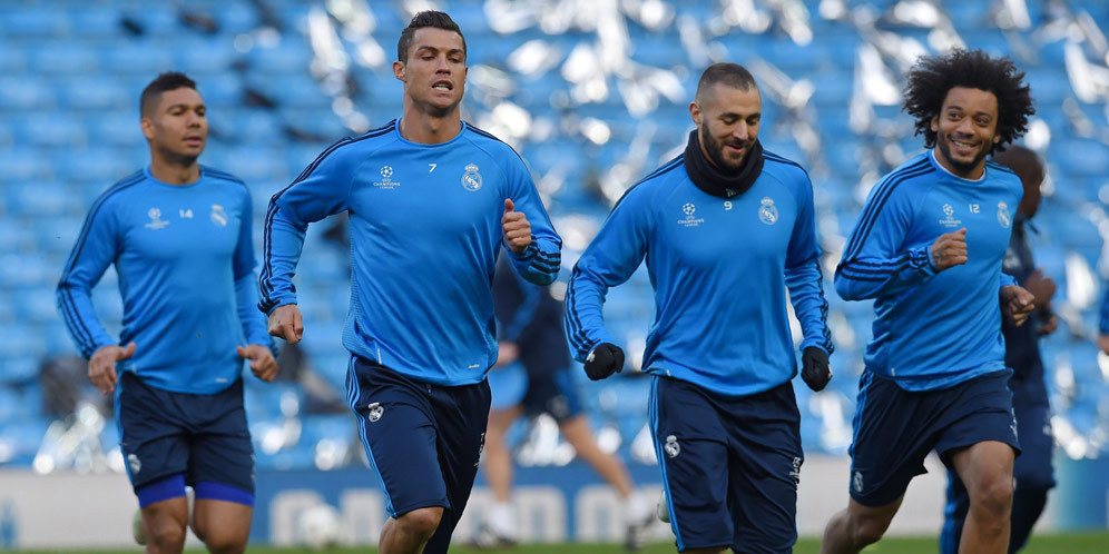 Ronaldo dan Benzema Ikut Sesi Latihan di Etihad Stadium