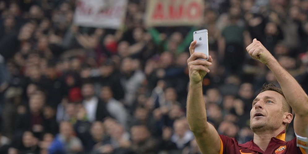 Flashback Derby Capitale: Selfie Kapten Totti