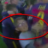 Bocah Beruntung Ini Ikut Nyempil di Tengah Pesta Juara Barca Bocah Beruntung Ini Ikut Nyempil di Tengah Pesta Juara Barca