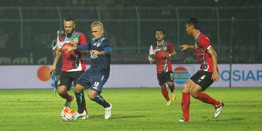 Kalahkan Persiba, Arema Cronus Puncaki Klasemen ISC A 2016