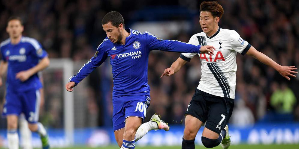 Hazard Diklaim Pantas Menangi Penghargaan Goal of the Season