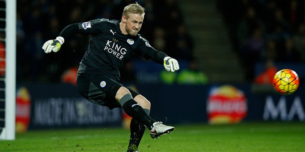 Schmeichel: Leicester Tak Perlu Panik