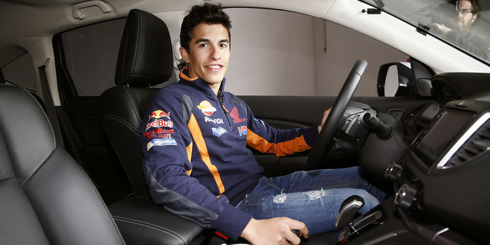 Video Unik Marc Marquez Hebohkan Warga Villamartin