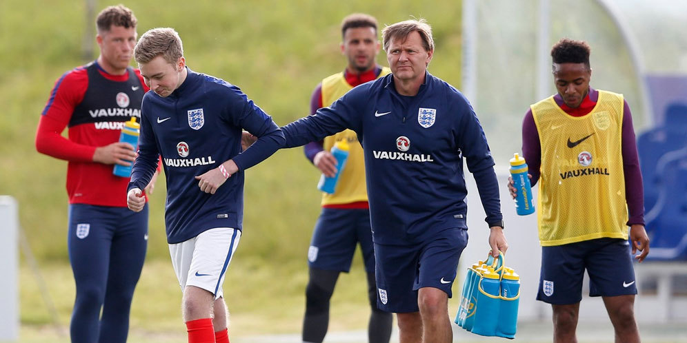 Tak Dikenali Sterling cs, Pitch Invader Ini Bikin Heboh Latihan Inggris