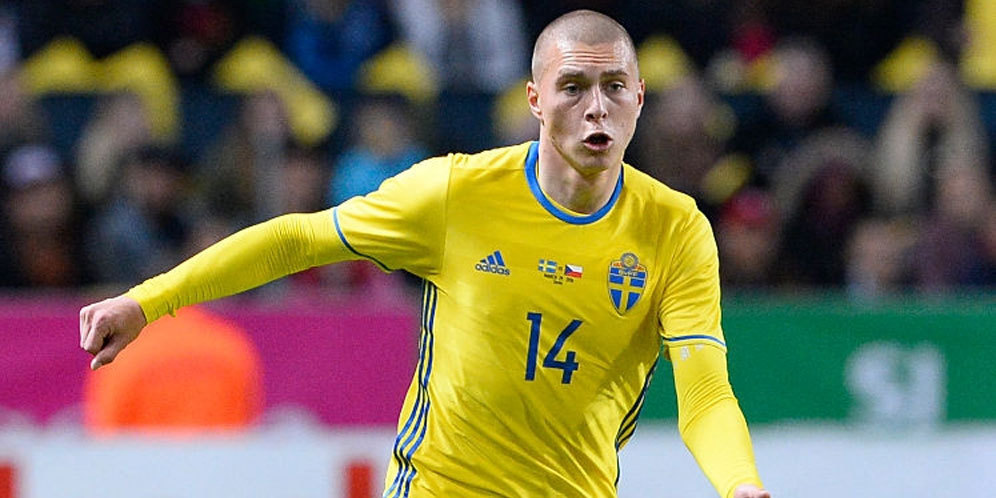 Chelsea Siapkan 25 Juta Pounds untuk Tebus Victor Lindelof