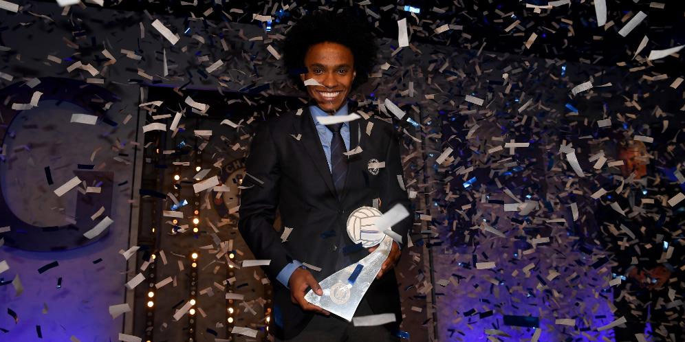 Willian, Pemain Terbaik Chelsea Pilihan Fans dan Pemain The Blues