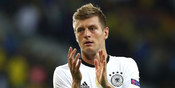 Kroos Tak Ingin Ikuti Ambisi Cristiano Ronaldo Kroos Tak Ingin Ikuti Ambisi Cristiano Ronaldo