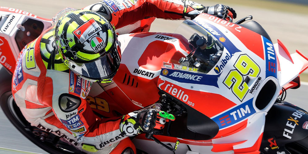 Tabrak Lorenzo, Iannone Start Terbuncit di Assen