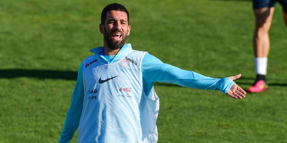 Beredar Foto Turan ke Arsenal, Fans Heboh