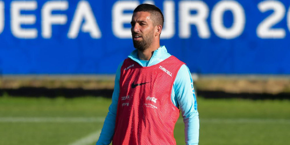 Tiongkok Siap Comot Arda Turan dari Barcelona