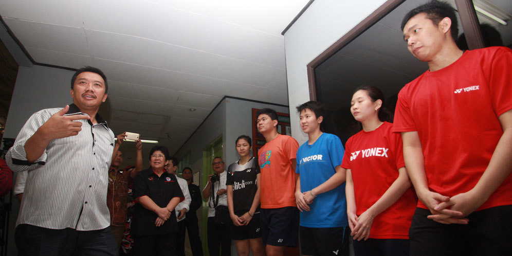 Iman Nahrwai mengunjungi Pelatnas Cipayung