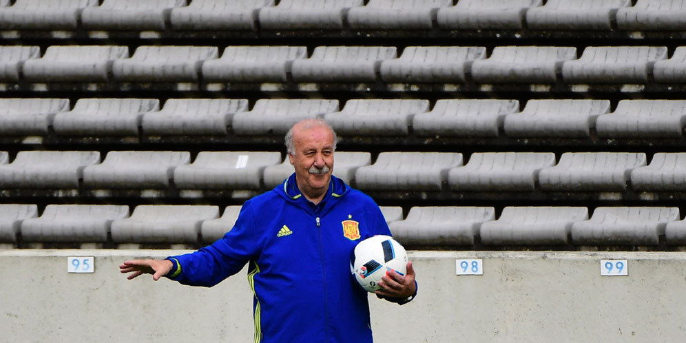 Spanyol Kerap Kesulitan Lawan 3-5-2, Ini Jawaban Del Bosque Spanyol Kerap Kesulitan Lawan 3-5-2, Ini Jawaban Del Bosque