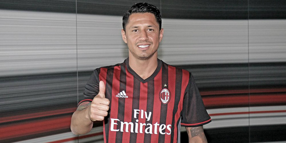 Pemain Baru Milan Lapadula Tak Sabar Bermain di San Siro