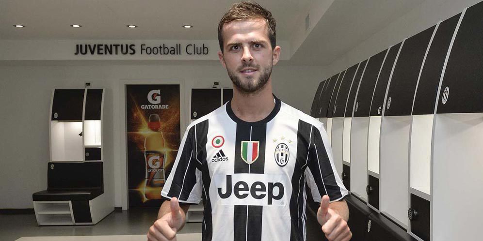 Juventus Resmi Dapatkan Pjanic