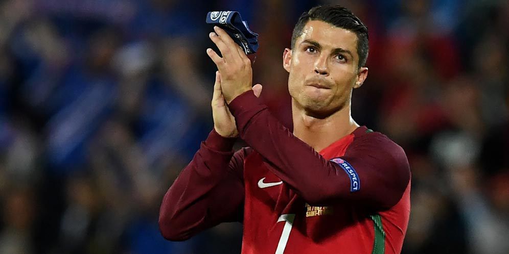 Unduh 5600 Gambar Foto Ronaldo Di Portugal Paling Bagus HD