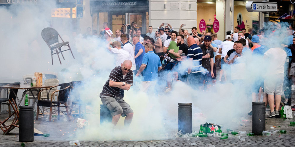 Euro 2016 Baru Saja Dimulai, Hooligans Inggris Sudah Berulah