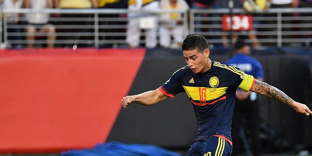 Kolombia Menang, James Rodriguez Cedera