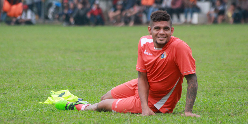 Persija Depak Jose Adolfo Guerra