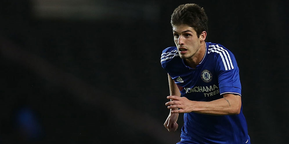 Chelsea Resmi Pinjamkan Piazon ke Fulham