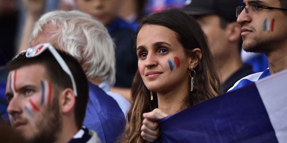 Foto: Suporter-suporter Cantik Prancis (vs Albania)