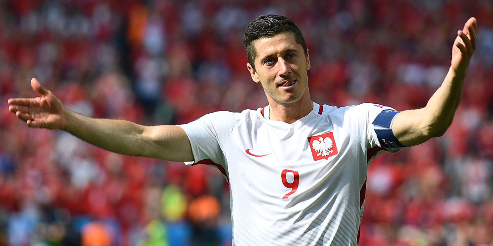 Polandia: Lewandowski Striker Terbaik Dunia