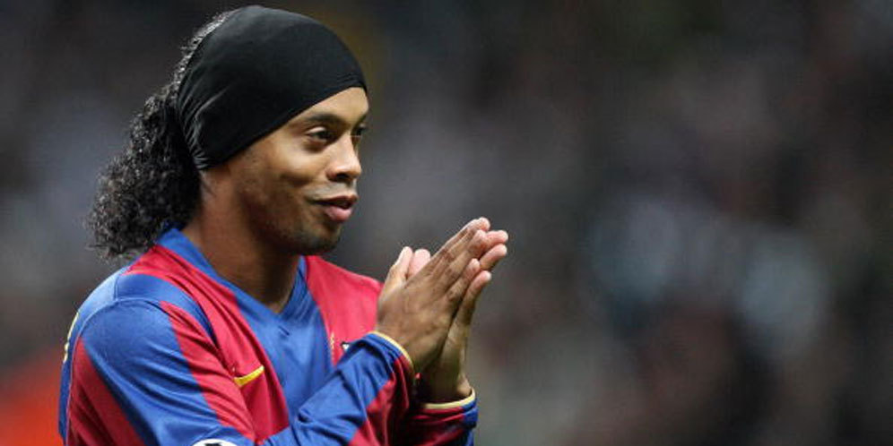 Ronaldinho Sulit Sebut Trio MSN Terbaik