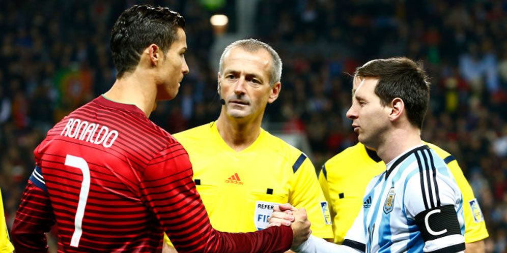 Pele Ogah Bandingkan Ronaldo dan Messi