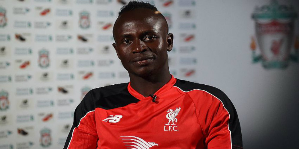 Mane Bahagia Tolak MU untuk Liverpool